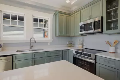 132 Chapel Street, Portsmouth, NH 03801 - Photo 14