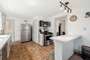 597 Central St, Manchester, NH 03103 - Photo 8