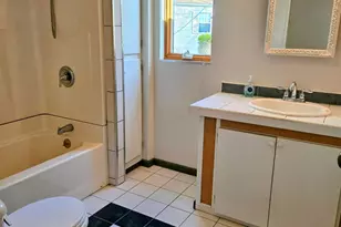 1 Marsh Hl Cir, Tilton, NH 03276 - Photo 6
