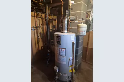 9 Moe Street, Nashua, NH 03062 - Photo 32