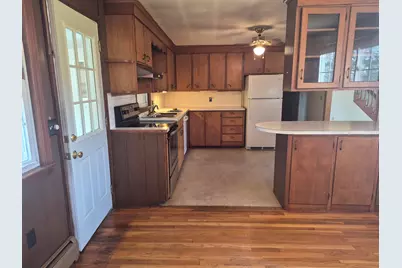 9 Moe Street, Nashua, NH 03062 - Photo 6