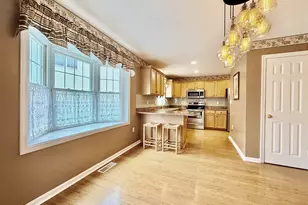 4 Prince Ln, Raymond, NH 03077 - Photo 8