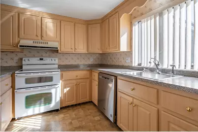 3 Essex Green Drive, Merrimack, NH 03054 - Photo 6