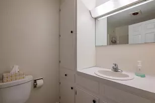 3 Essex Grn Dr, Merrimack, NH 03054 - Photo 20