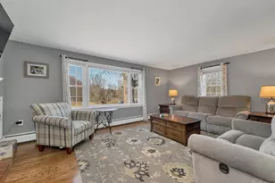 7 Pinecrest Dr, Bedford, NH 03110 - Photo 12