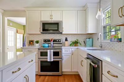 45 Gault Road, Bedford, NH 03110 - Photo 12