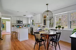 45 Gault Rd, Bedford, NH 03110 - Photo 8