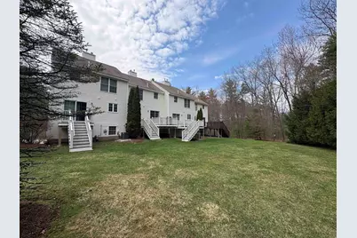 19 Mulberry Lane, Amherst, NH 03031 - Photo 4