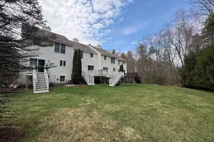 19 Mulberry Ln, Amherst, NH 03031 - Photo 4