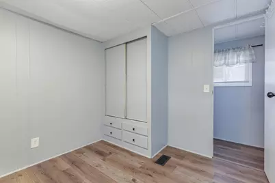 4 Clovercrest Drive, Nashua, NH 03062 - Photo 14