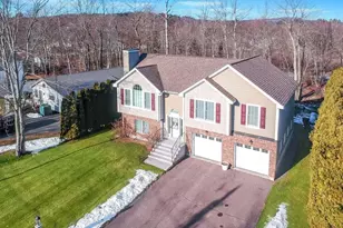 129 Sunset Dr, Belmont, NH 03220 - Photo 6