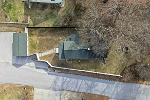 5 Neal Ave, Auburn, NH 03032 - Photo 4