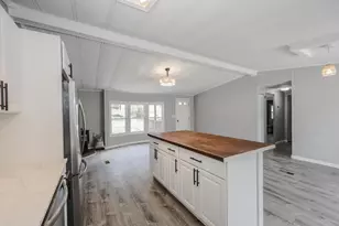 24 Donald Dr, Goffstown, NH 03045 - Photo 8