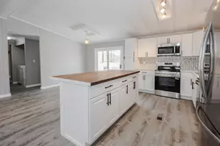 24 Donald Dr, Goffstown, NH 03045 - Photo 6