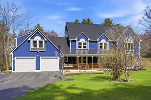 67 Forest St, Londonderry, NH 03053 - Photo 2