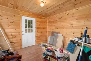 28 Butler St, Hillsboro, NH 03244 - Photo 26