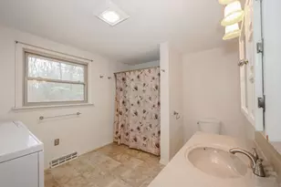 37 Country Club Ln, Merrimack, NH 03054 - Photo 24