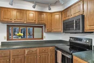 4 Schoolhouse Rd, Amherst, NH 03031 - Photo 14