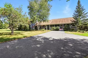 109 Old Center Rd, Deerfield, NH 03037 - Photo 2