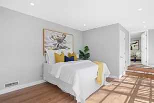 734 W Hollis St, Nashua, NH 03062 - Photo 18