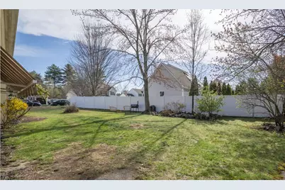 734 W Hollis Street, Nashua, NH 03062 - Photo 42