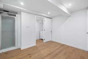 734 W Hollis St, Nashua, NH 03062 - Photo 34