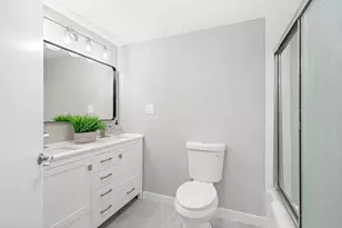 734 W Hollis St, Nashua, NH 03062 - Photo 16