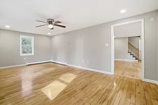 23 McQuestion Rd, Merrimack, NH 03054 - Photo 8