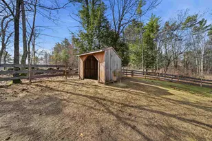 209 Hooksett Rd, Auburn, NH 03032 - Photo 44