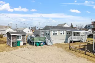 56 Nudd Ave, Hampton, NH 03942 - Photo 22