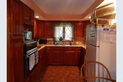 81 Hill Street, Lyndon, VT 05851 - Photo 6
