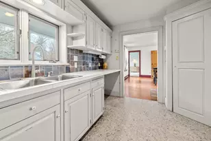 52 School St, Haverhill, NH 03765 - Photo 4