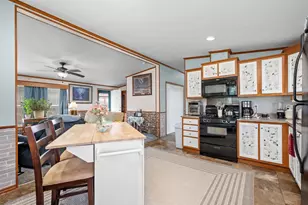 7 Lilac Ln, Pittsfield, NH 03263 - Photo 6