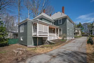 18 Manchester St, Nashua, NH 03064 - Photo 2