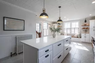 18 Manchester St, Nashua, NH 03064 - Photo 6