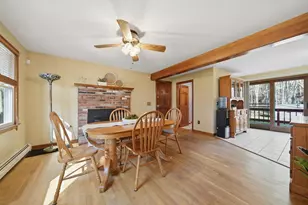 27 Winslow Farm Rd, Hudson, NH 03051 - Photo 4