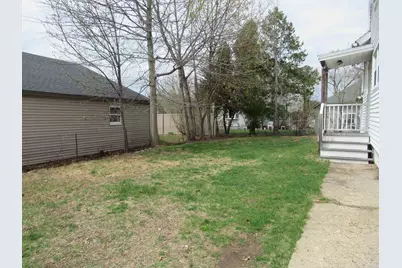 30 Longwood Avenue, Manchester, NH 03109 - Photo 2