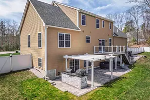 89 Emerald Ln, Dover, NH 03820 - Photo 44