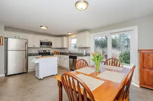 28 Midway Park, Somersworth, NH 03878 - Photo 4