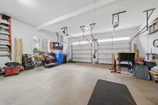 8 Ledgewood Dr, Londonderry, NH 03053 - Photo 48