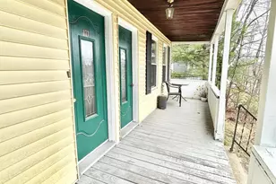 477-479 Calef Rd, Manchester, NH 03103 - Photo 4