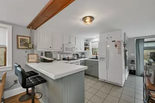 256 Pine St, Laconia, NH 03246 - Photo 16