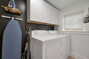 256 Pine St, Laconia, NH 03246 - Photo 22