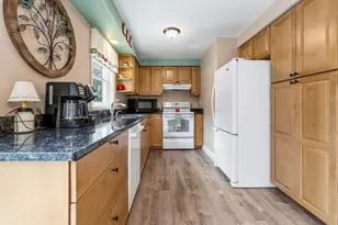 158 Tina Dr, Pembroke, NH 03275 - Photo 8