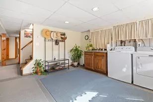 18 Center Cir, Plaistow, NH 03865 - Photo 20