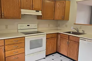 169 Portsmouth St, Concord, NH 03301 - Photo 8