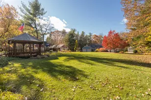 25 Peninsula Dr, Stratham, NH 03885 - Photo 42