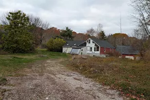 281 Hodgdon Rd, Weare, NH 03281 - Photo 2