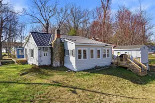 35 Lake Rd, Epsom, NH 03234 - Photo 2