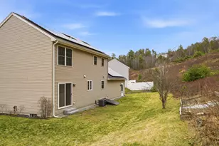 18 Richfield Wy, Wilton, NH 03086 - Photo 10